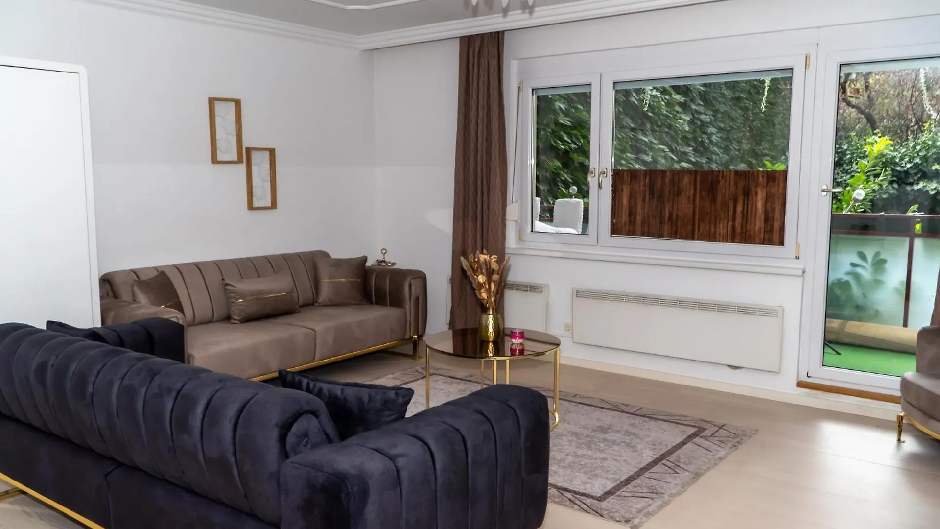 Spacious Apartment 5 Minutes To Wiener Stadthalle  Vienna